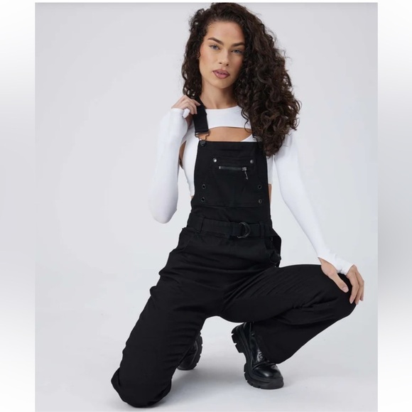 New BuffBunny Over It Alls Black Stretch Cotton Straight Leg Overalls Size S - Picture 2 of 16